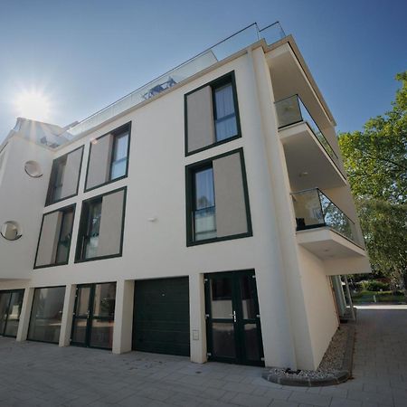 Villa Bauhaus Wellness Apartman 202 Siofok Bagian luar foto