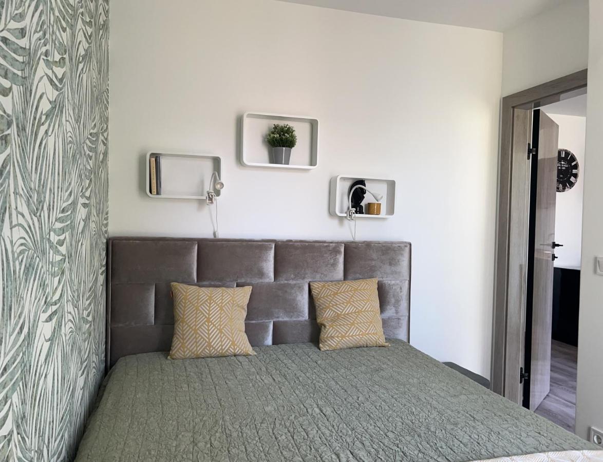 Villa Bauhaus Wellness Apartman 202 Siofok Bagian luar foto