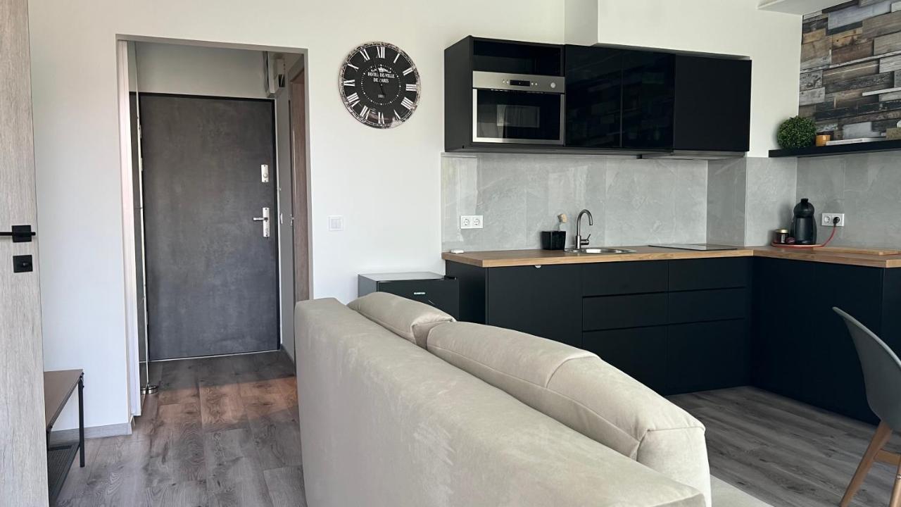 Villa Bauhaus Wellness Apartman 202 Siofok Bagian luar foto
