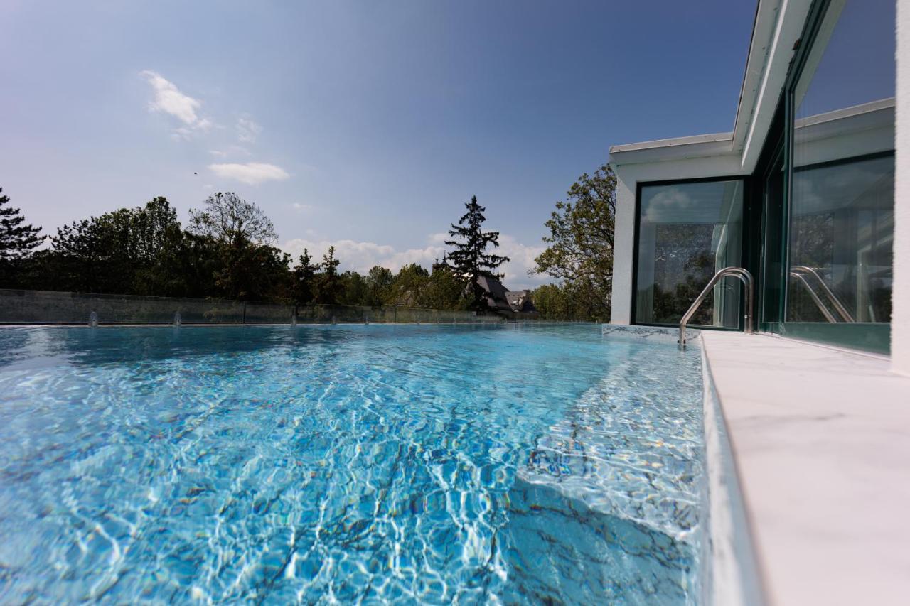Villa Bauhaus Wellness Apartman 202 Siofok Bagian luar foto